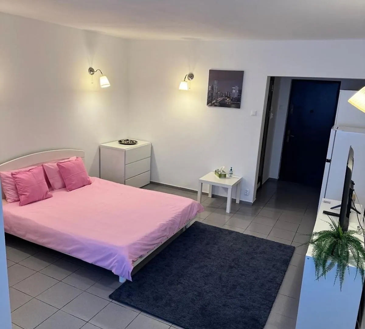 Park Lake Apartment Bucureşti 0*,  România